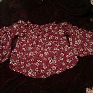 🦋0001 Cute blouse Size 7/8 Small🦋